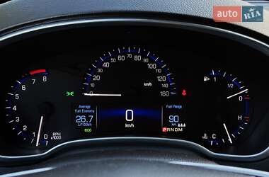 Позашляховик / Кросовер Cadillac SRX 2014 в 
