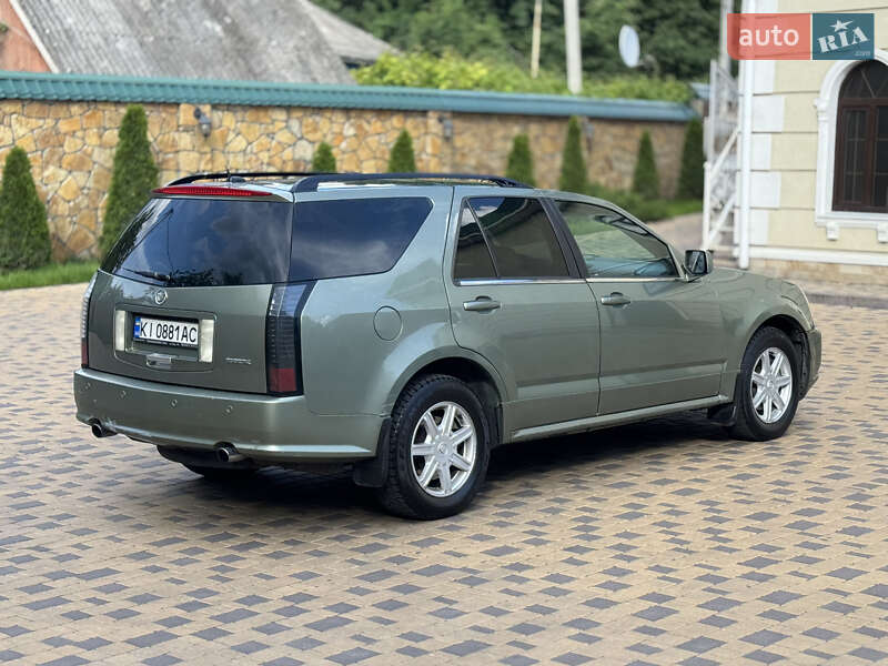 Внедорожник / Кроссовер Cadillac SRX 2004 в Могилев-Подольске