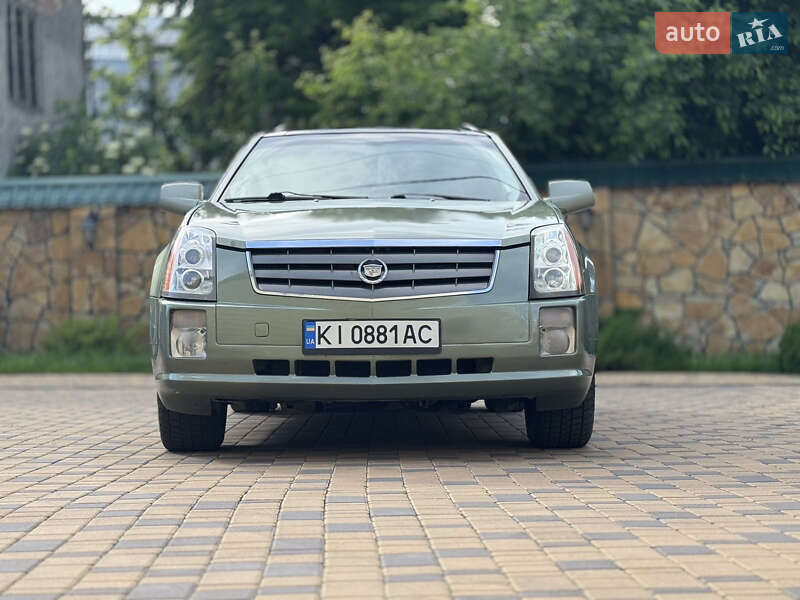 Cadillac SRX 2004