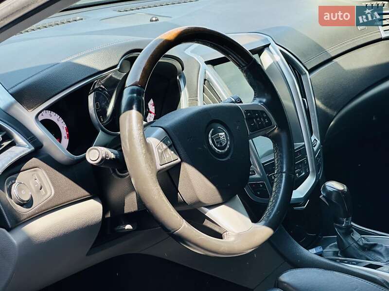 Позашляховик / Кросовер Cadillac SRX 2011 в Харкові