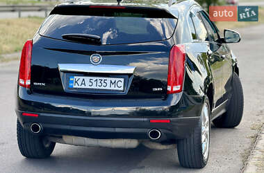 Позашляховик / Кросовер Cadillac SRX 2013 в 