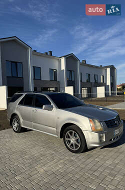 Позашляховик / Кросовер Cadillac SRX 2004 в 