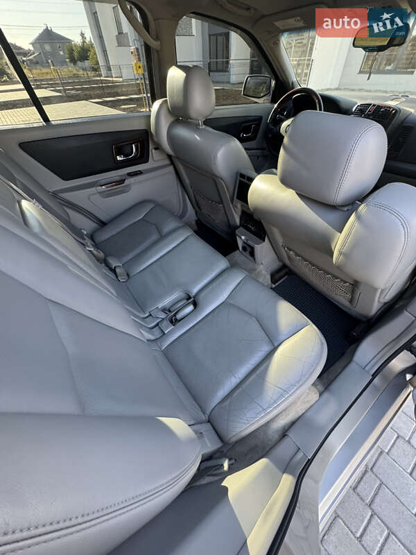 Внедорожник / Кроссовер Cadillac SRX 2004 в Одессе