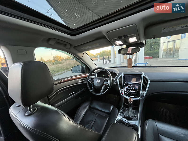 Внедорожник / Кроссовер Cadillac SRX 2015 в Жмеринке