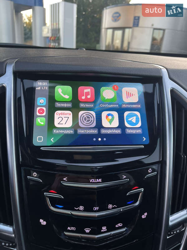 Внедорожник / Кроссовер Cadillac SRX 2015 в Жмеринке