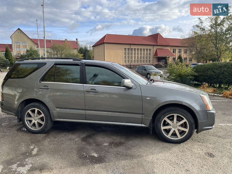 Внедорожник / Кроссовер Cadillac SRX 2004 в Ивано-Франковске фото 4 Внедорожник / Кроссовер Cadillac SRX 2004 в Ивано-Франковске