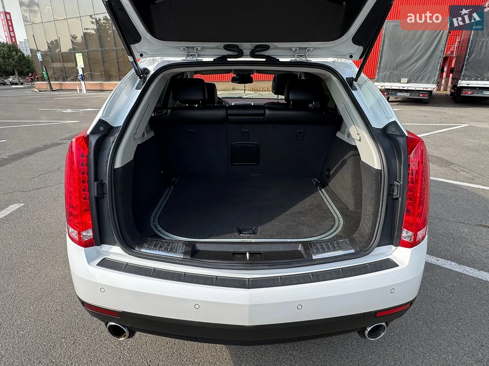 2011 Cadillac SRX - мініатюра 32