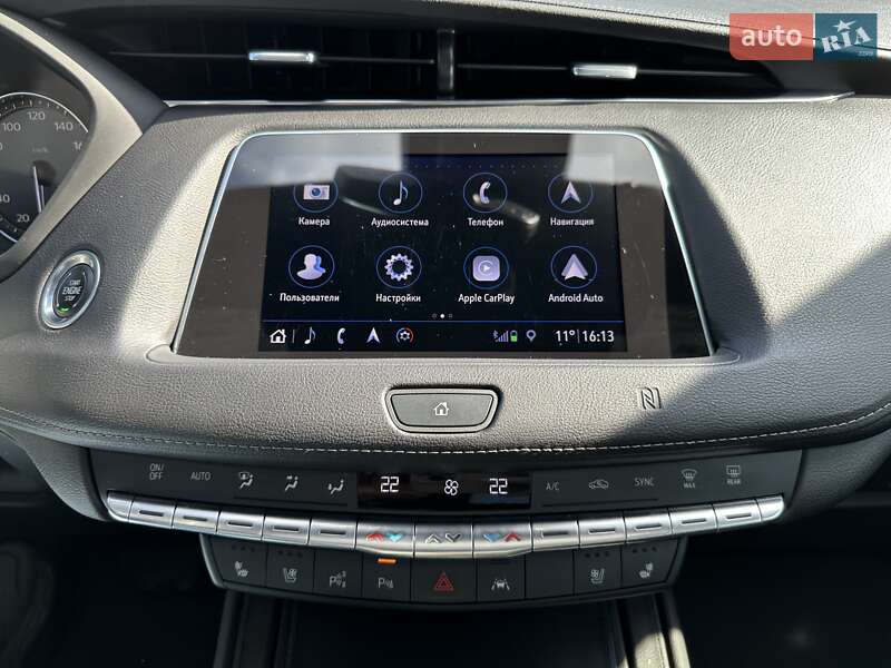 Внедорожник / Кроссовер Cadillac XT4 2018 в Сумах