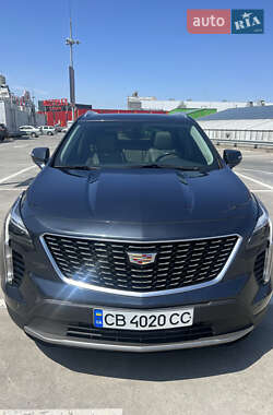 Внедорожник / Кроссовер Cadillac XT4 2018 в 