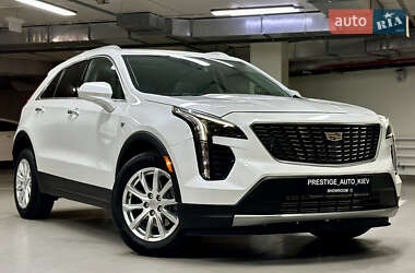 Внедорожник / Кроссовер Cadillac XT4 2022 в 