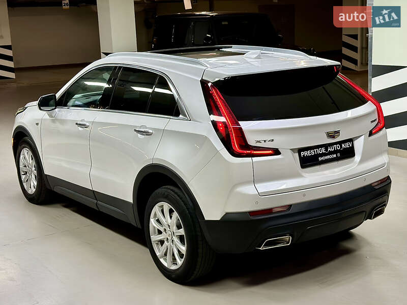 Позашляховик / Кросовер Cadillac XT4 2022 в Києві