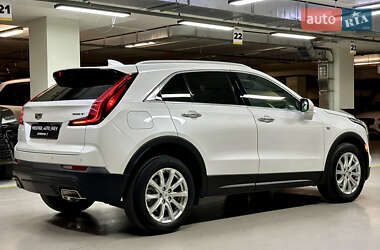 Внедорожник / Кроссовер Cadillac XT4 2022 в 