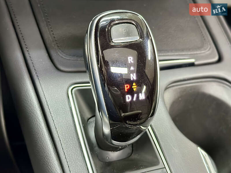 Внедорожник / Кроссовер Cadillac XT4 2022 в Киеве