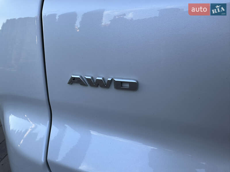 Внедорожник / Кроссовер Cadillac XT4 2019 в Виннице