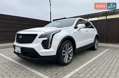 Позашляховик / Кросовер Cadillac XT4 2018 в Києві