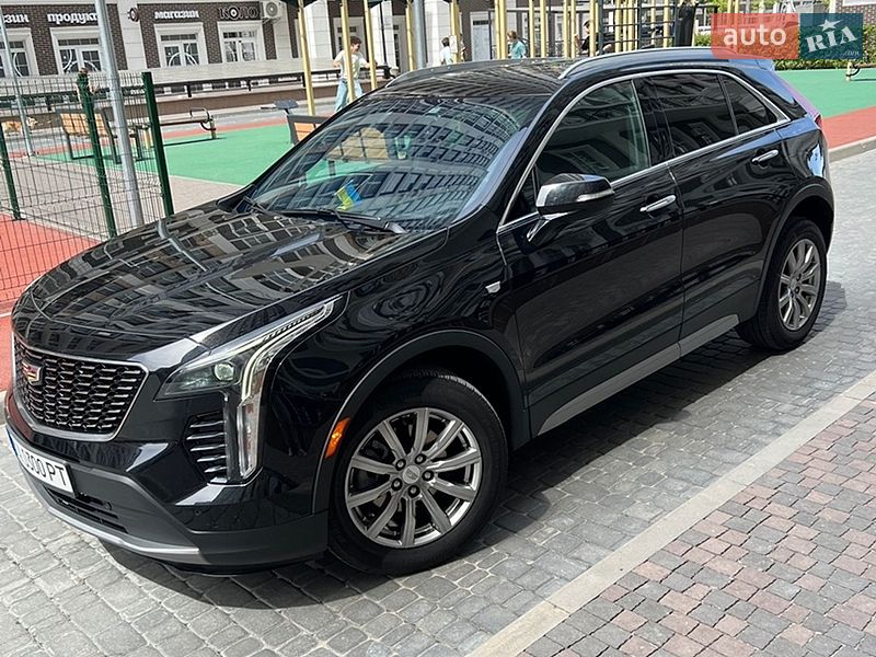 Внедорожник / Кроссовер Cadillac XT4 2020 в Киеве