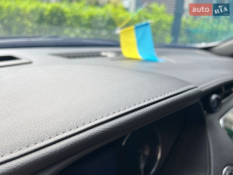 Внедорожник / Кроссовер Cadillac XT4 2020 в Киеве