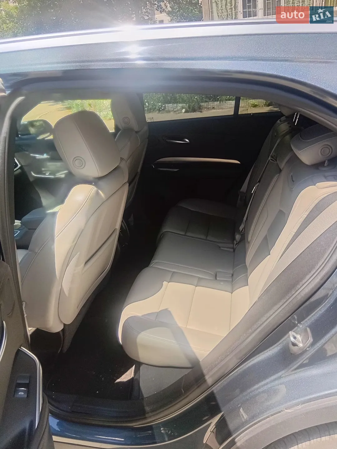 2019 Cadillac XT4 - мініатюра 4