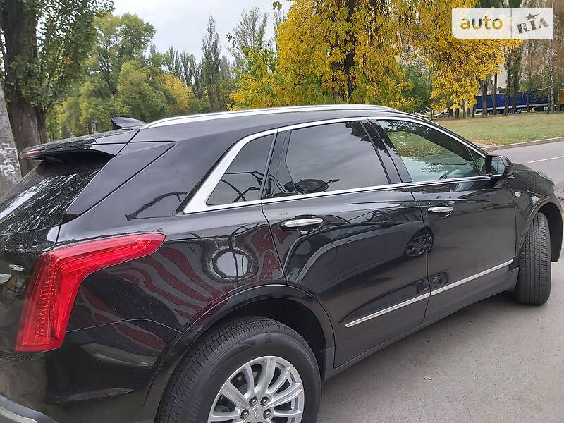 Внедорожник / Кроссовер Cadillac XT5 2016 в Житомире
