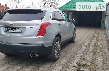 Позашляховик / Кросовер Cadillac XT5 2017 в Ужгороді