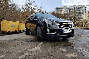 Внедорожник / Кроссовер Cadillac XT5 2017 в Львове