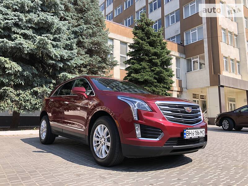 Внедорожник / Кроссовер Cadillac XT5 2016 в Одессе