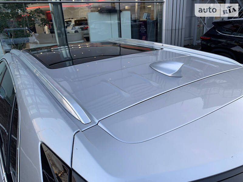 Внедорожник / Кроссовер Cadillac XT5 2018 в Киеве