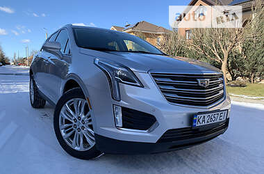 Внедорожник / Кроссовер Cadillac XT5 2018 в 