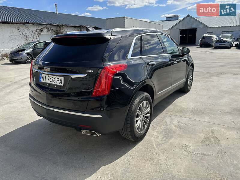 Внедорожник / Кроссовер Cadillac XT5 2016 в Киеве фото 3 Внедорожник / Кроссовер Cadillac XT5 2016 в Киеве