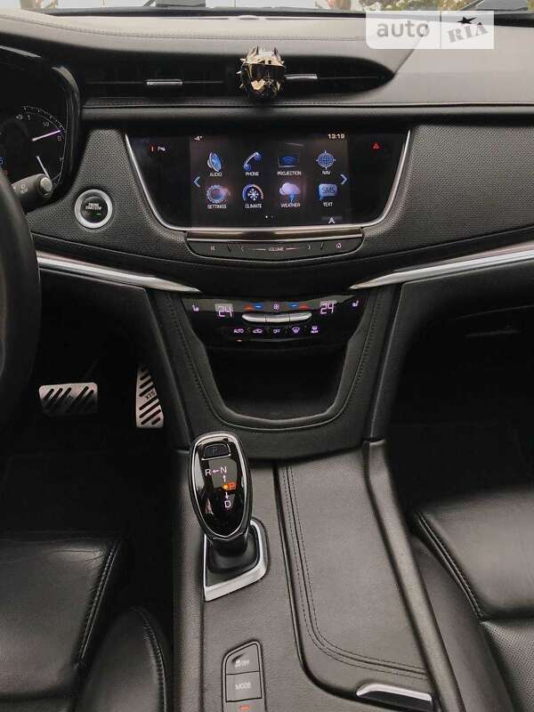 Внедорожник / Кроссовер Cadillac XT5 2016 в Коломые