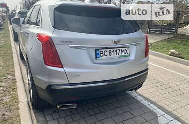 Внедорожник / Кроссовер Cadillac XT5 2017 в Львове