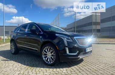 Позашляховик / Кросовер Cadillac XT5 2016 в Львові