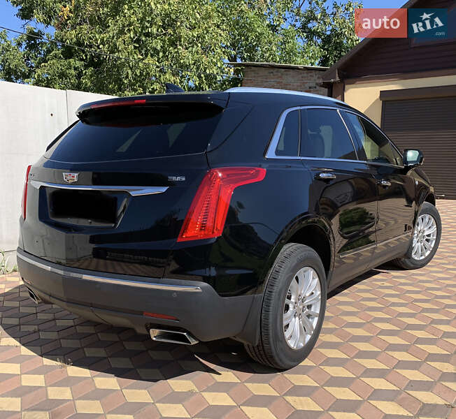 Внедорожник / Кроссовер Cadillac XT5 2018 в Кропивницком