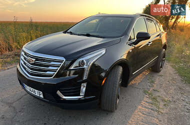 Внедорожник / Кроссовер Cadillac XT5 2018 в 