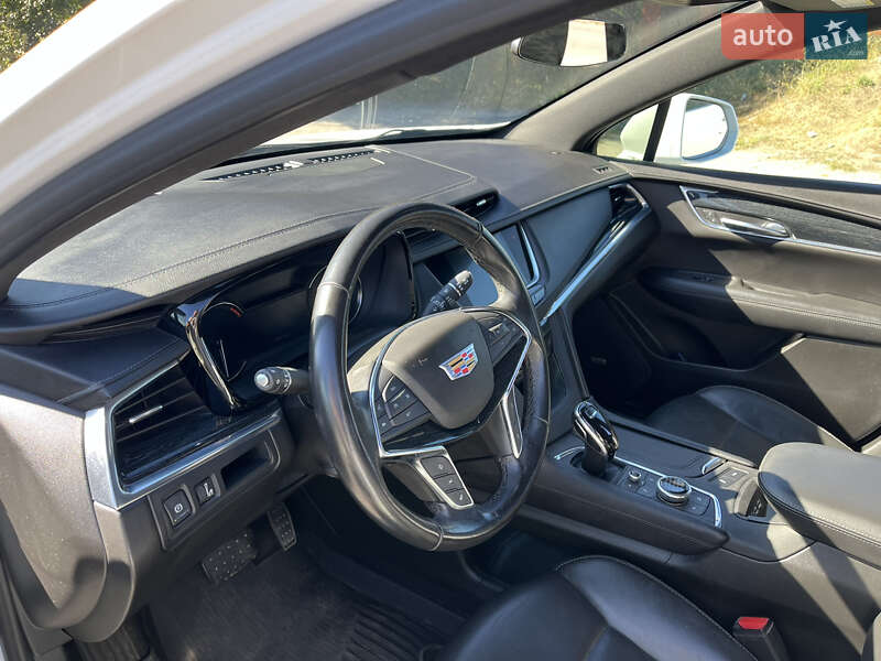 Внедорожник / Кроссовер Cadillac XT5 2019 в Запорожье фото 14 Внедорожник / Кроссовер Cadillac XT5 2019 в Запорожье