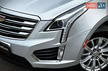 Внедорожник / Кроссовер Cadillac XT5 2017 в Киеве