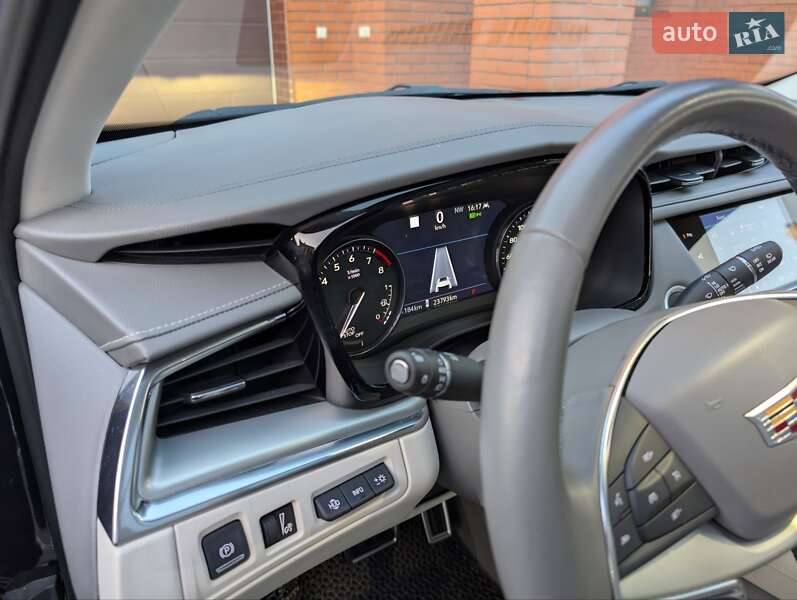 Внедорожник / Кроссовер Cadillac XT5 2021 в Луцке