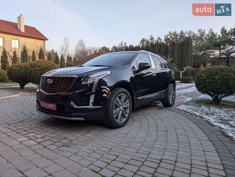 Внедорожник / Кроссовер Cadillac XT5 2021 в Луцке
