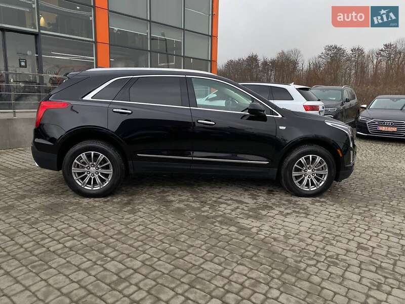 Внедорожник / Кроссовер Cadillac XT5 2019 в Львове