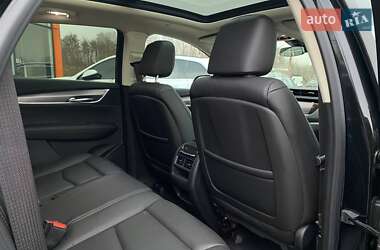 Внедорожник / Кроссовер Cadillac XT5 2019 в 