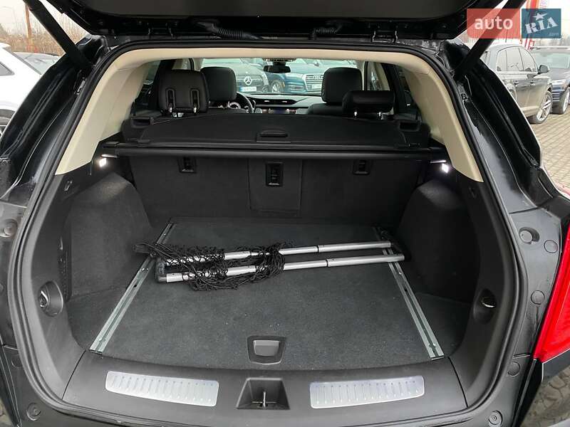 Внедорожник / Кроссовер Cadillac XT5 2019 в Львове