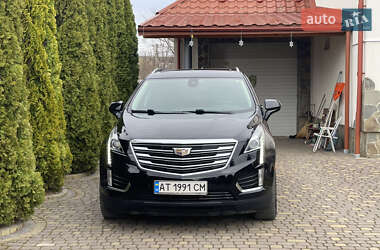 Внедорожник / Кроссовер Cadillac XT5 2016 в 
