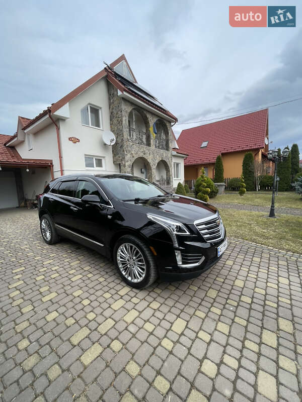 Внедорожник / Кроссовер Cadillac XT5 2016 в Коломые