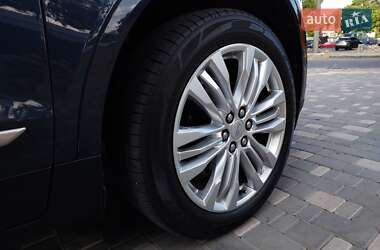 Внедорожник / Кроссовер Cadillac XT5 2019 в 