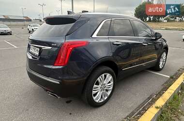 Внедорожник / Кроссовер Cadillac XT5 2018 в 