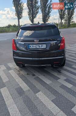 Внедорожник / Кроссовер Cadillac XT5 2016 в 
