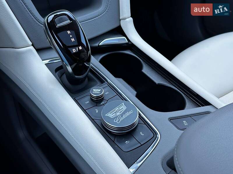 Позашляховик / Кросовер Cadillac XT5 2021 в Луцьку