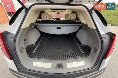 Внедорожник / Кроссовер Cadillac XT5 2021 в 