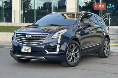Внедорожник / Кроссовер Cadillac XT5 2017 в 