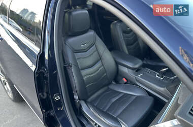 Внедорожник / Кроссовер Cadillac XT5 2017 в 